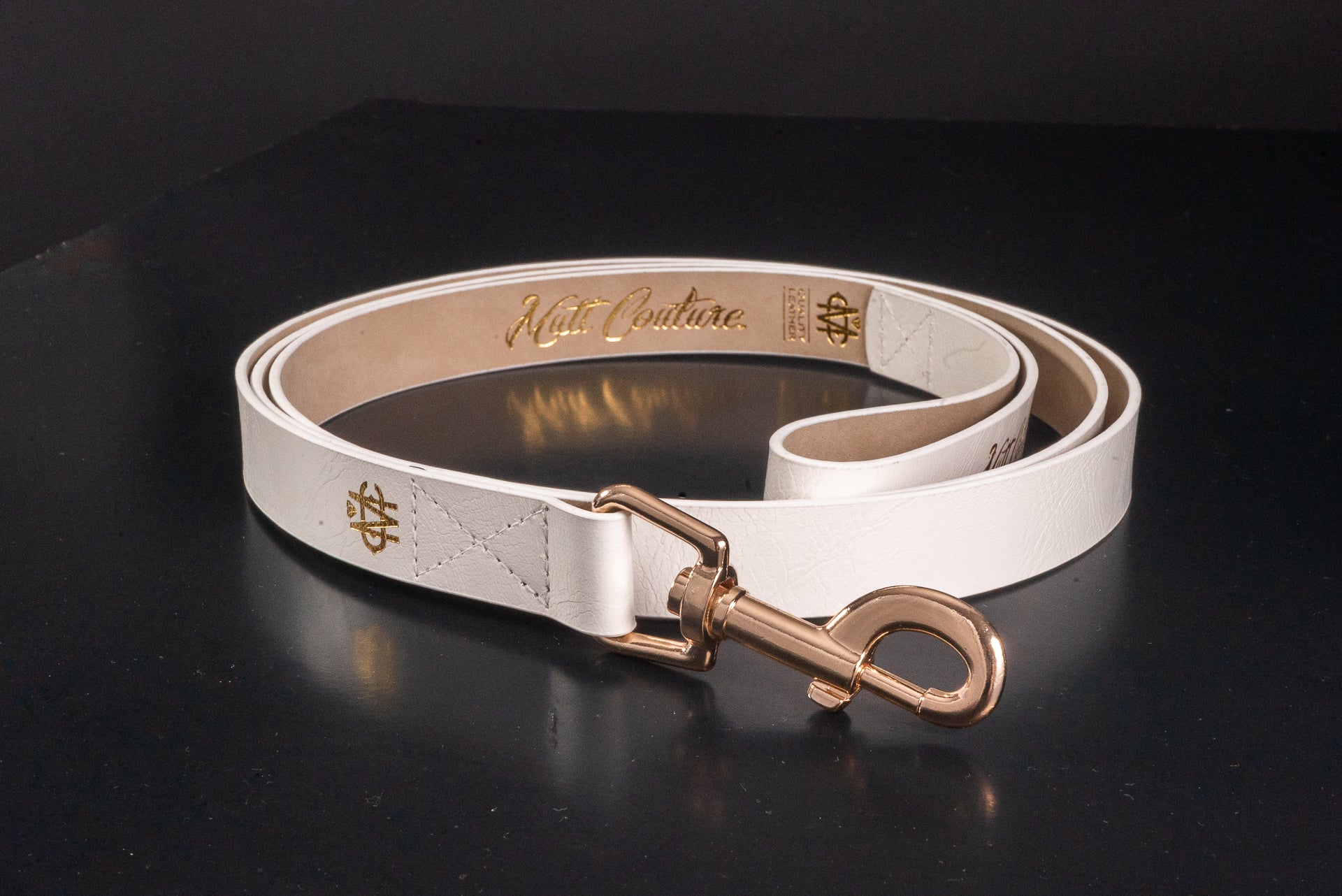 White louis vuitton dog hot sale collar